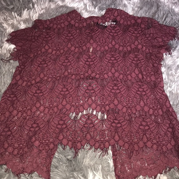 Maroon crop top - Picture 1 of 2